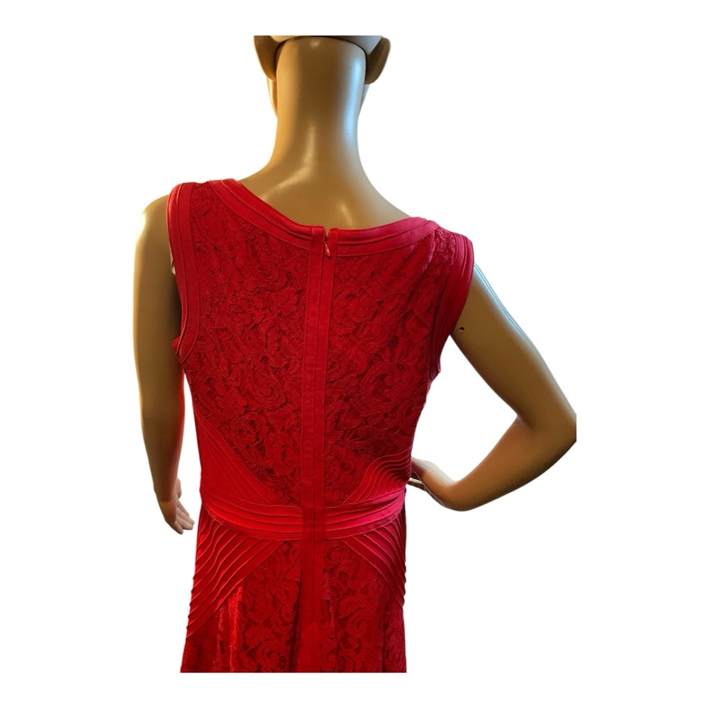 TADASHI SHOJI Women’s Red V-Neck Floral Lace Cocktail Midi Dress Size 14 - Picture 6 of 16
